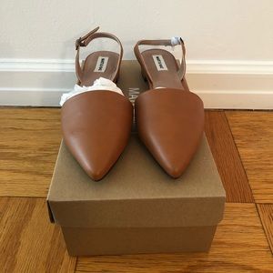 Matt and Nat Cory Sling in Chili (new in box)